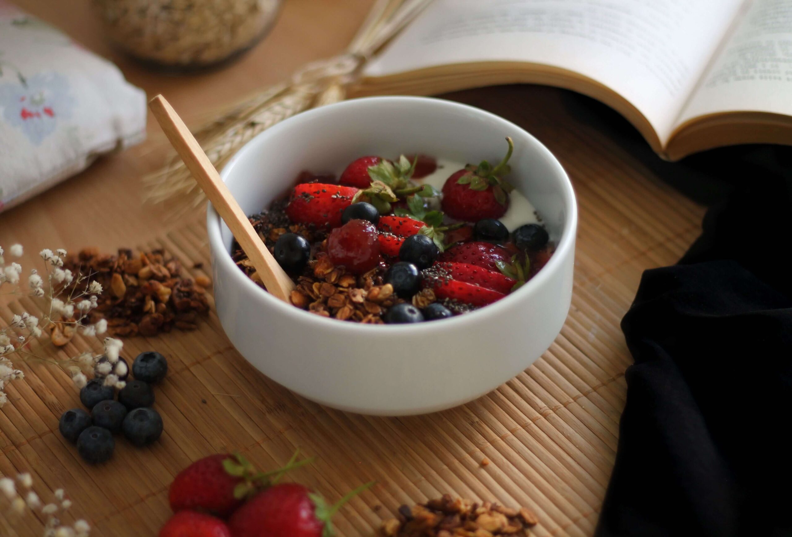 Anti-inflammatory breakfast bowl with mixed berries, walnuts, and plain yogurt